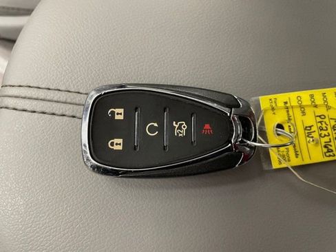 Used 2023 Chevrolet Malibu LT image 23