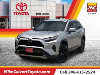 Used 2023 Toyota RAV4 SE AWD/4WD video 1