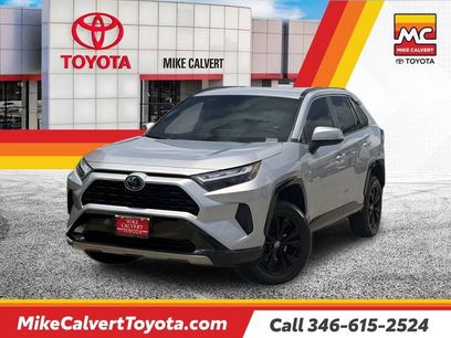 Used 2023 Toyota RAV4 SE