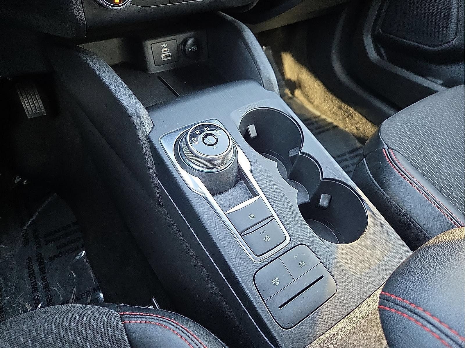 Used 2025 Ford Escape ST-Line FWD image 25