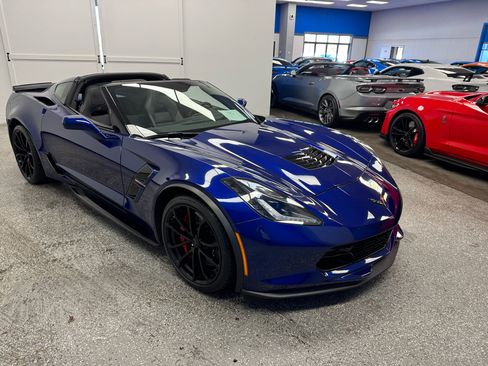 Used 2018 Chevrolet Corvette Grand Sport image 3