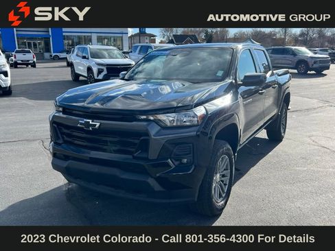 Certified 2023 Chevrolet Colorado LT w/ LT Convenience Package II image 2