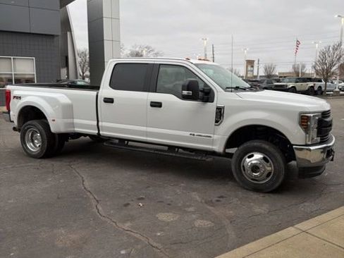Used 2019 Ford F350 XL w/ Power Equipment Group image 2