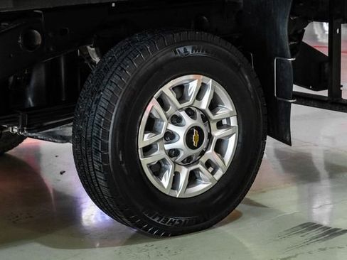 Used 2024 Chevrolet Silverado 2500 LT w/ Convenience Package AWD/4WD image 51
