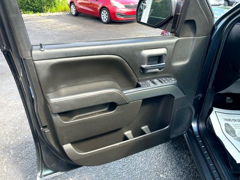 Used 2019 Chevrolet Silverado 1500 LT image 27