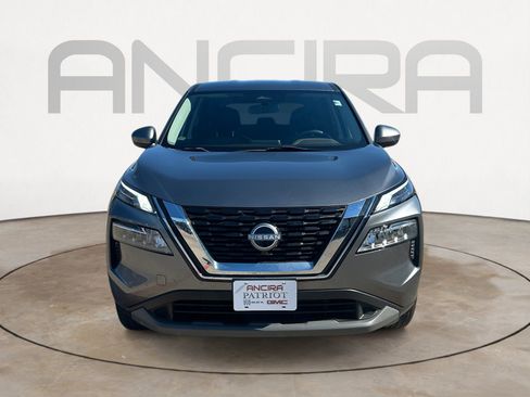 Used 2023 Nissan Rogue SV image 5