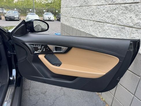 Used 2014 Jaguar F-TYPE S RWD image 34