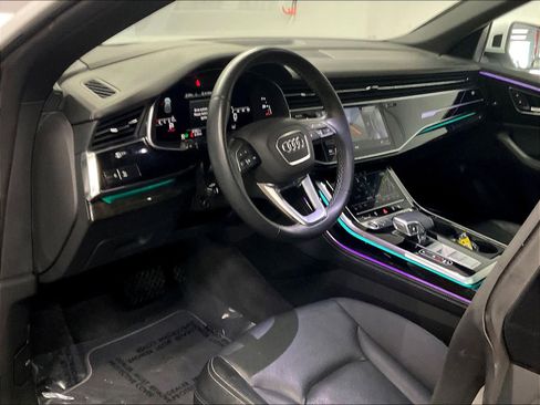 Used 2022 Audi Q8 Prestige AWD/4WD image 15