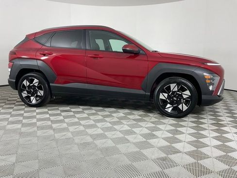 Used 2025 Hyundai Kona SEL FWD image 11
