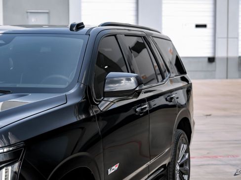 Used 2026 Cadillac Escalade V w/ LPO, Floor Liner Package image 24