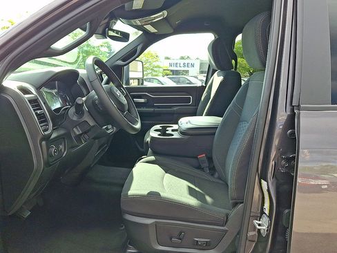 Used 2026 RAM 2500 Big Horn AWD/4WD image 17