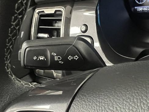 Used 2019 Ford Ranger Lariat w/ Equipment Group 501A Mid image 29