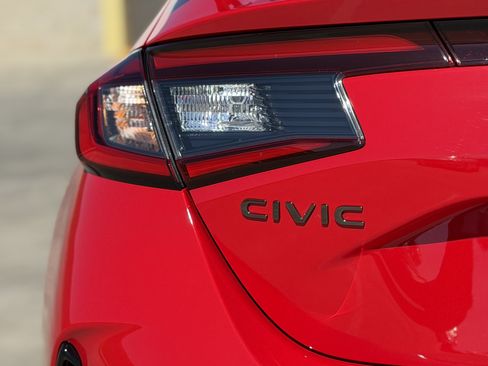 Used 2026 Honda Civic Type R image 12