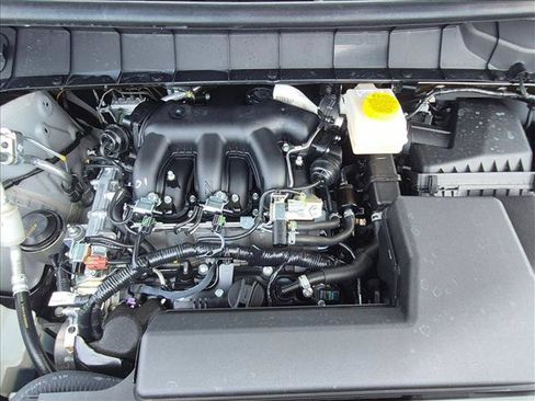 Used 2026 Nissan Pathfinder Platinum FWD image 22