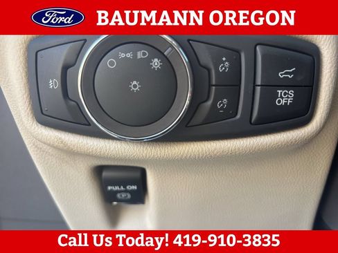 Used 2019 Lincoln Nautilus Select AWD/4WD image 17