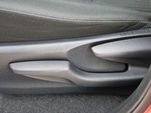 Used 2016 Toyota RAV4 LE image 20