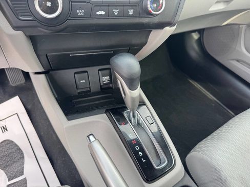Used 2014 Honda Civic LX image 12