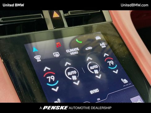 Used 2022 Porsche Taycan image 11