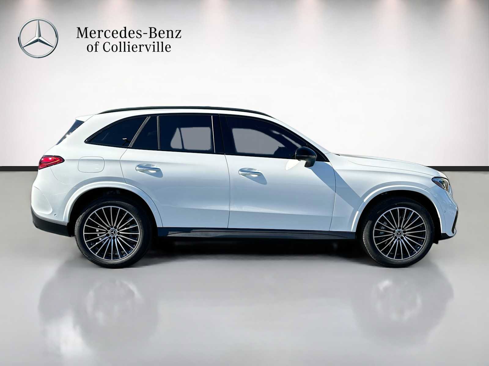 Used 2026 Mercedes-Benz GLC 300 image 4