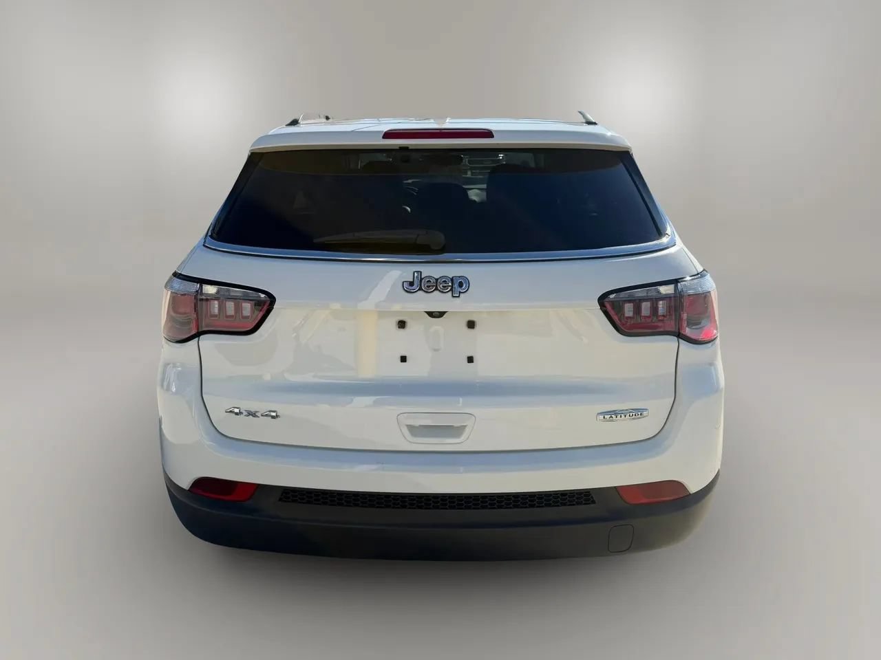 Used 2020 Jeep Compass Latitude w/ Cold Weather Group AWD/4WD image 6