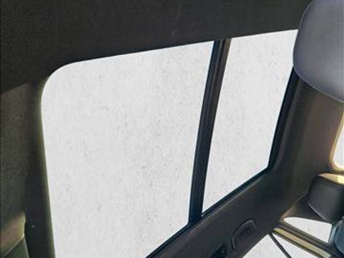 Used 2020 Volkswagen Atlas Cross Sport SEL R-Line image 14