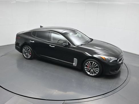 Used 2019 Kia Stinger Premium RWD image 39