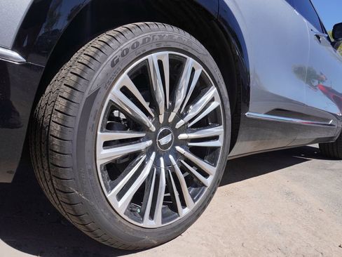 New 2026 Cadillac Vistiq Premium Luxury image 6