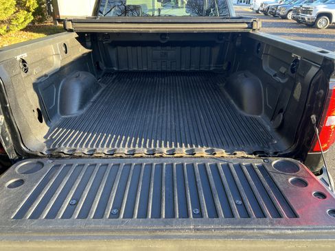 Used 2014 GMC Sierra 1500 SLE w/ All-Terrain Package image 31