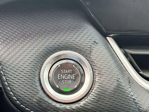 Used 2025 Chevrolet Equinox LT image 17