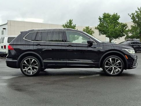 Used 2023 Volkswagen Tiguan SEL R-Line AWD/4WD image 10