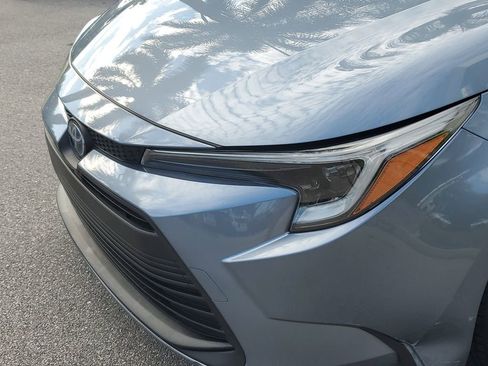 Used 2023 Toyota Corolla LE FWD image 11