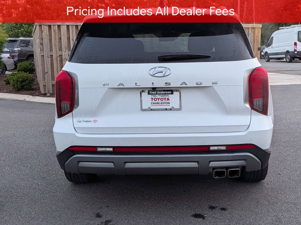 Used 2024 Hyundai Palisade Limited FWD image 5