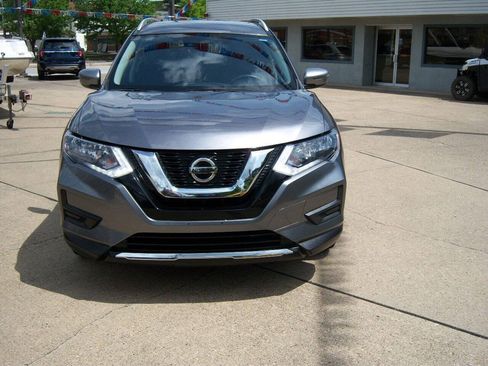 Used 2019 Nissan Rogue SV FWD image 6