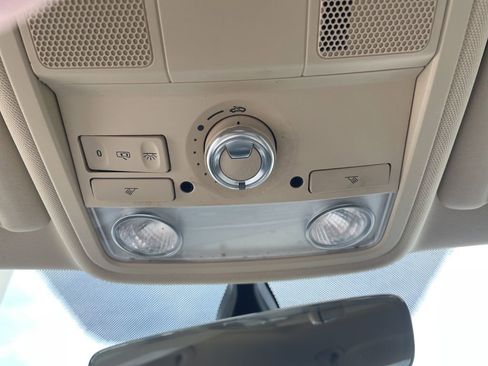 Used 2018 Volkswagen Passat 2.0T SE image 19