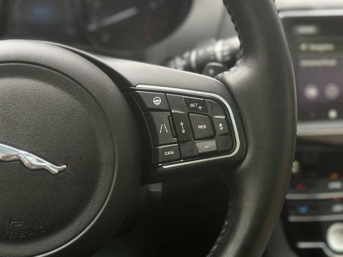 Used 2020 Jaguar F-PACE Premium AWD/4WD image 12