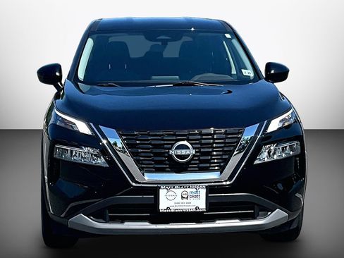 Used 2023 Nissan Rogue SV AWD/4WD image 2