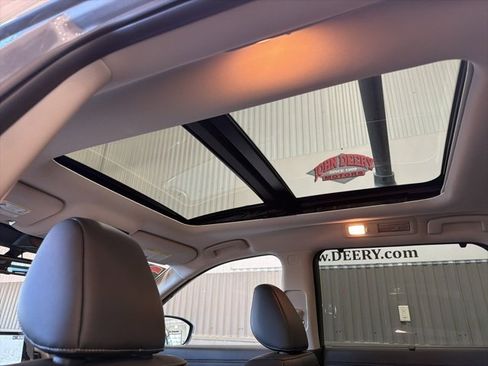 Certified 2025 Nissan Pathfinder Platinum image 29