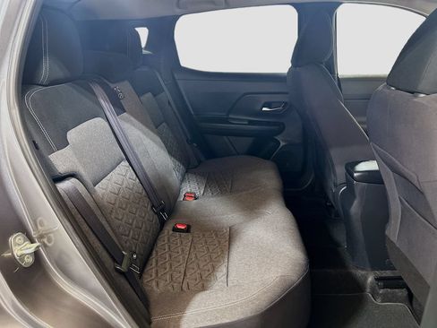 Used 2025 Nissan Kicks SV FWD image 22