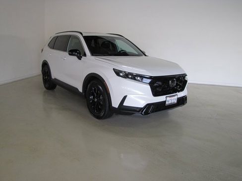 Certified 2025 Honda CR-V Sport image 3