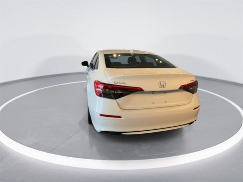 Used 2023 Honda Civic Sport image 7