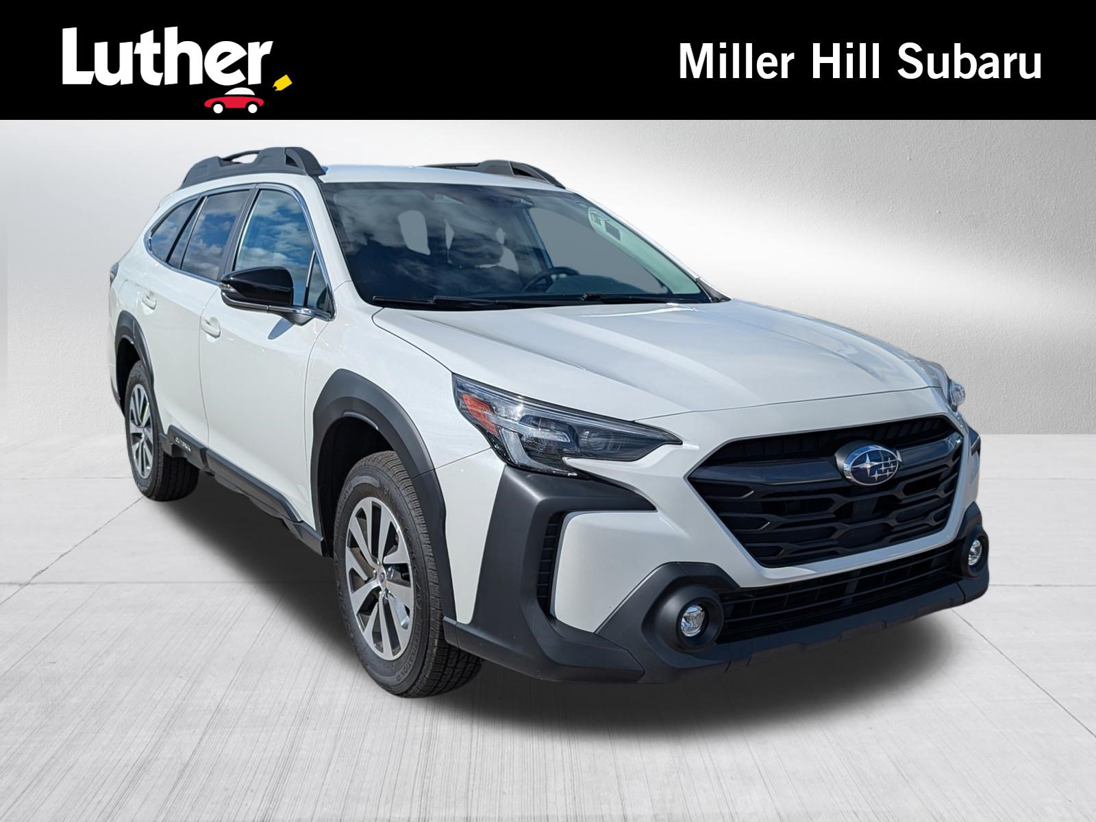 Used 2024 Subaru Outback Premium AWD/4WD image 1