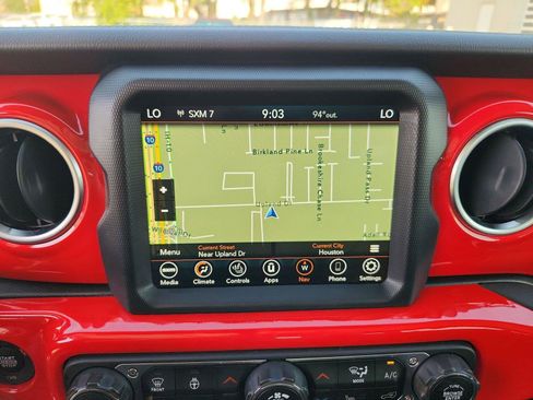 Used 2022 Jeep Wrangler Unlimited Sahara w/ Cold Weather Group AWD/4WD image 14