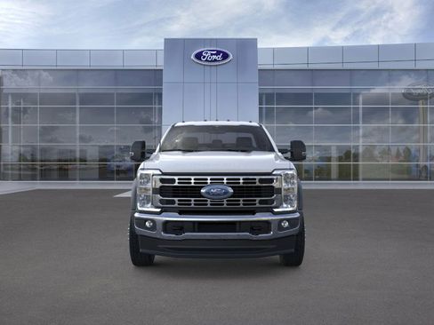 New 2026 Ford F550 4x4 Regular Cab Super Duty w/ XL Chrome Package image 6