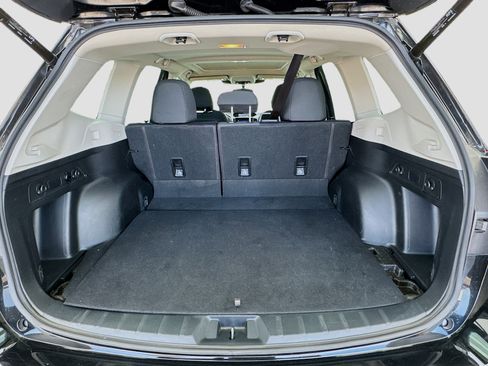 Used 2023 Subaru Forester Premium AWD/4WD image 18