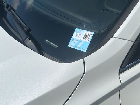 Certified 2023 Volkswagen Jetta SE FWD image 36