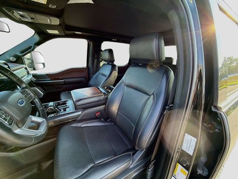 Used 2021 Ford F150 Lariat w/ Equipment Group 502A High AWD/4WD image 24