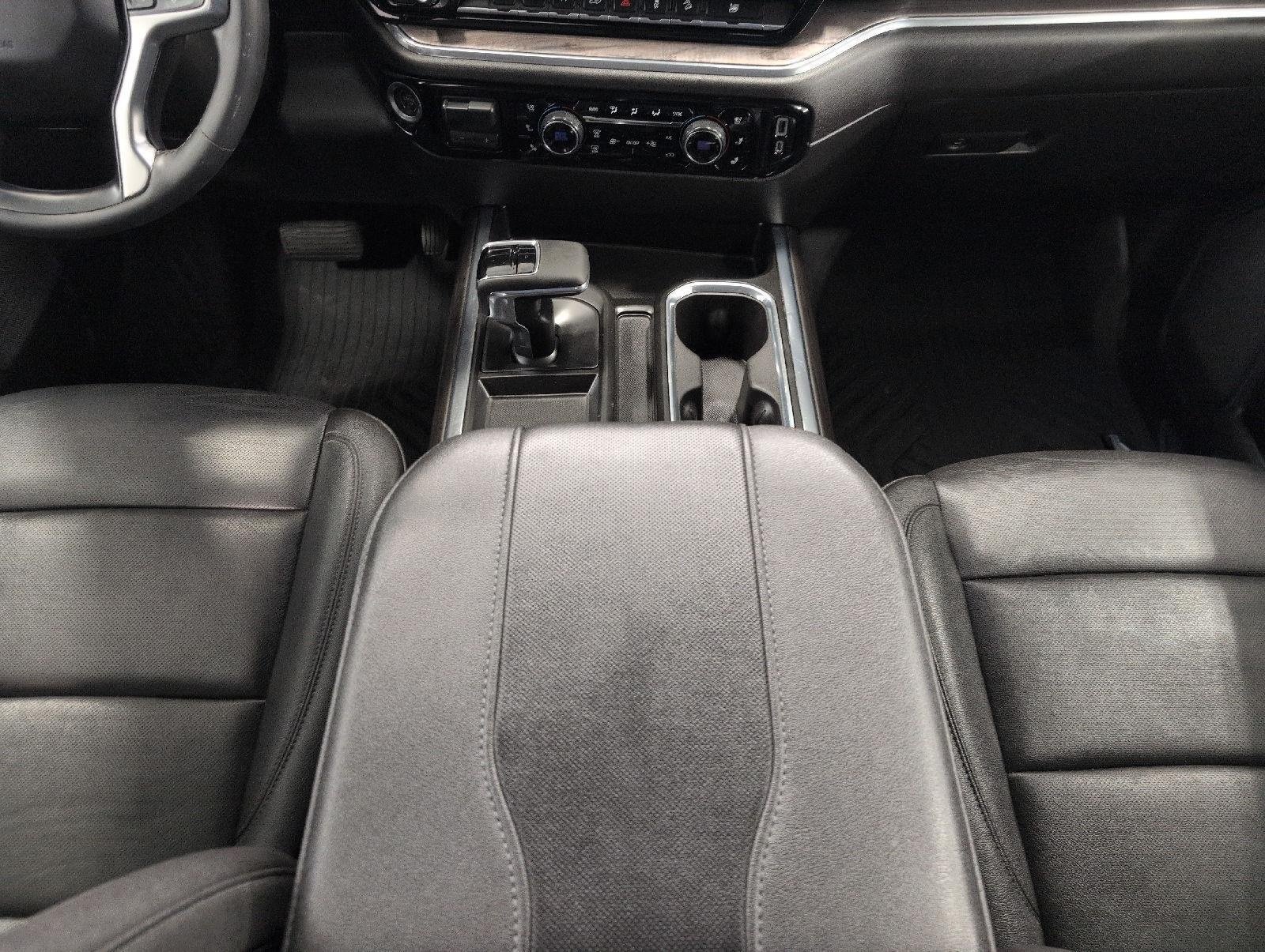 Used 2023 Chevrolet Silverado 1500 LTZ AWD/4WD image 16
