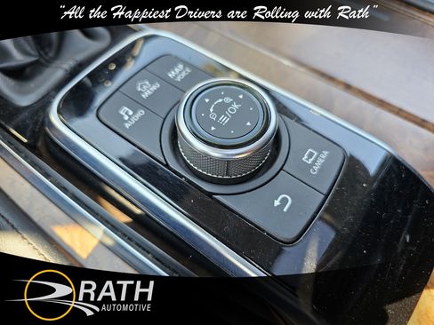 Used 2023 Nissan Armada SL image 19