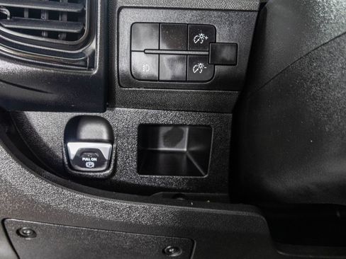 Used 2025 RAM ProMaster 2500 w/ Convenience Group FWD image 26