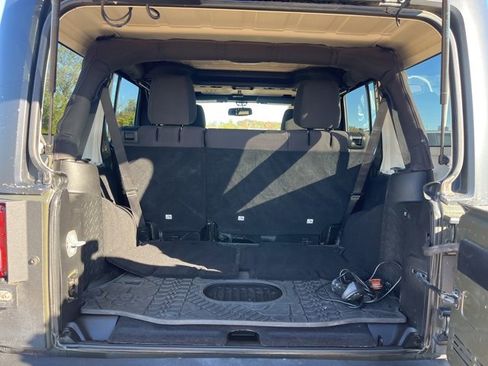 Used 2015 Jeep Wrangler Unlimited Sport w/ Quick Order Package 24S image 37